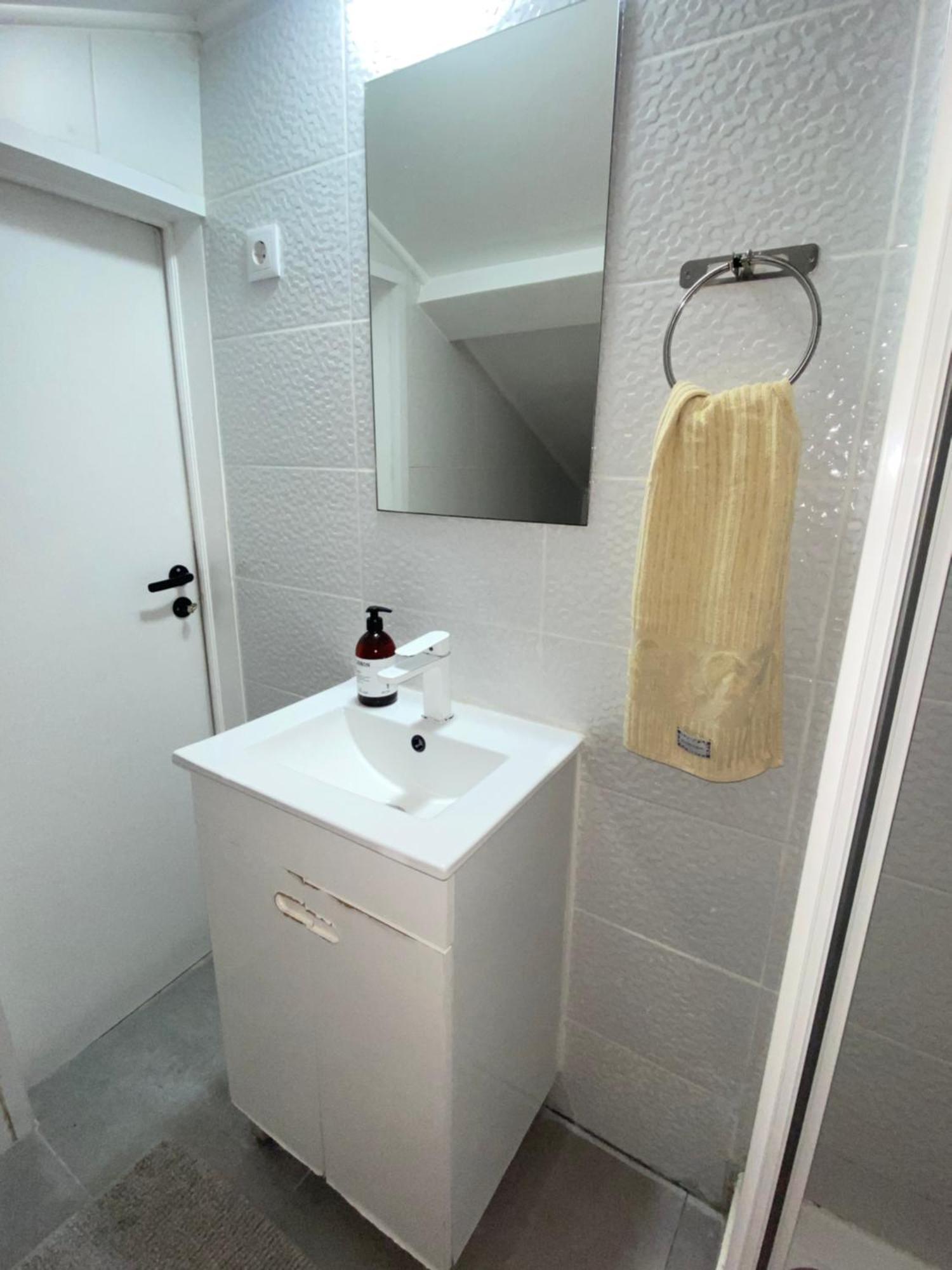 Gusmao House Campsite Lisbon
